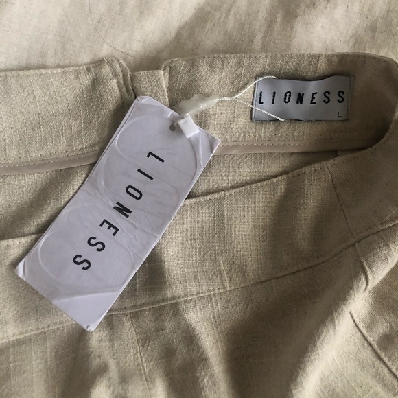 ▪️sold▪️nwt lioness tan mini skirt lola oatmeal - Picture 6 of 6